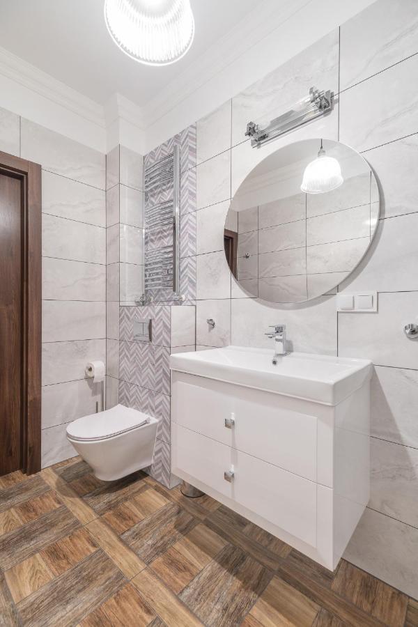 Old Town Comfy Apartment #18 Poznan Bagian luar foto